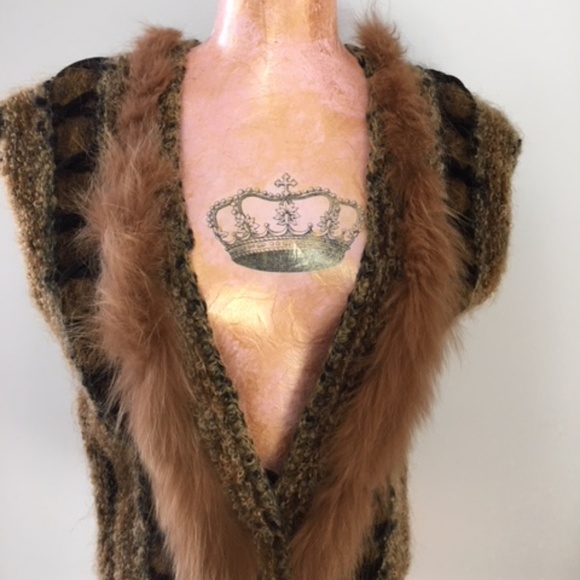 Jackets & Blazers - Fur vest